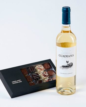 Elegant Gave med Hvidvin og Chokolade – Ideel til Fejringer